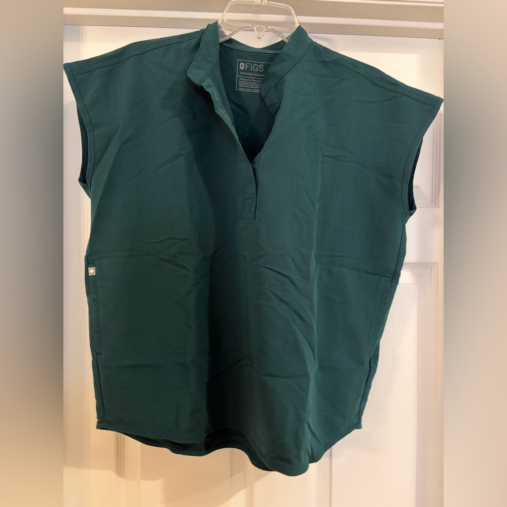 Figs Women's Top